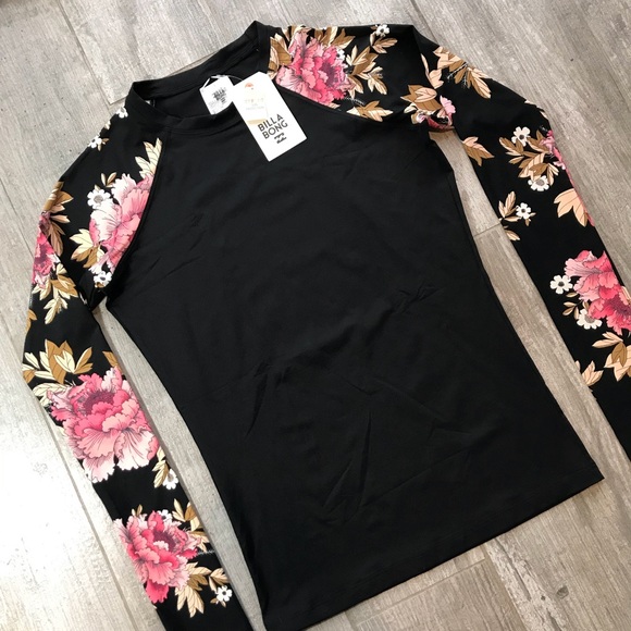 π₯π₯BILLABONG - LONG SLEEVE RASHGAURDπ₯π₯ - Picture 2 of 5